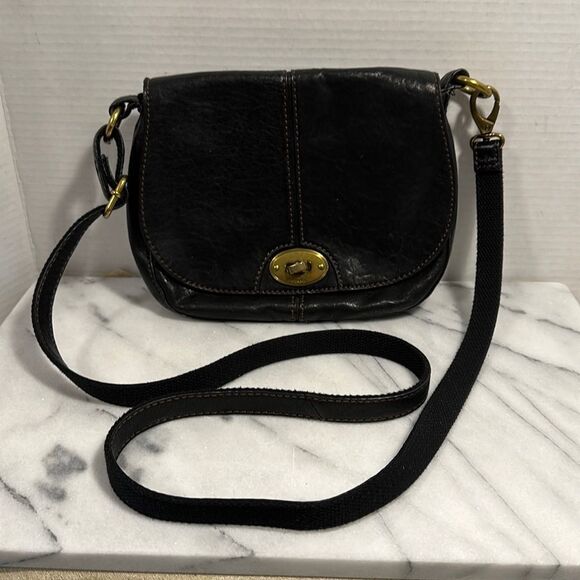 Fossil Handbags - Fossil Leather Crossbody Bag black pebble leather